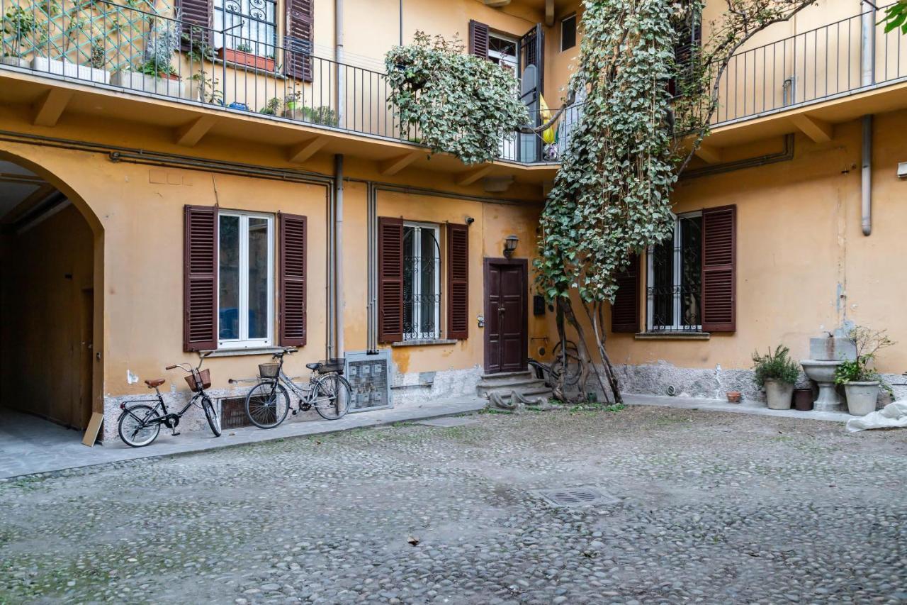 Il Falconiere - By Host4U Apartment Pavia Exterior foto